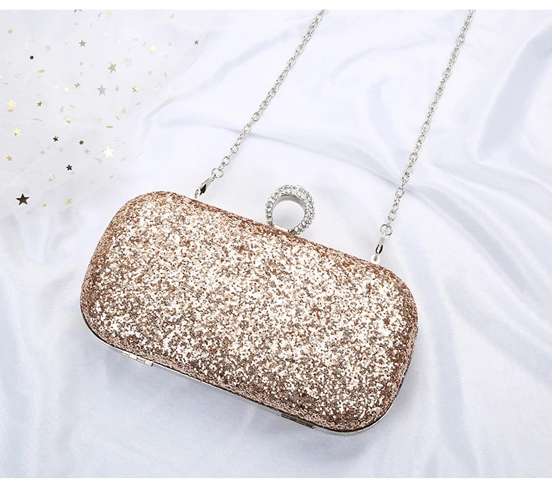 Luxy Moon Champagner-Pailletten-Clutch, Ansicht von unten