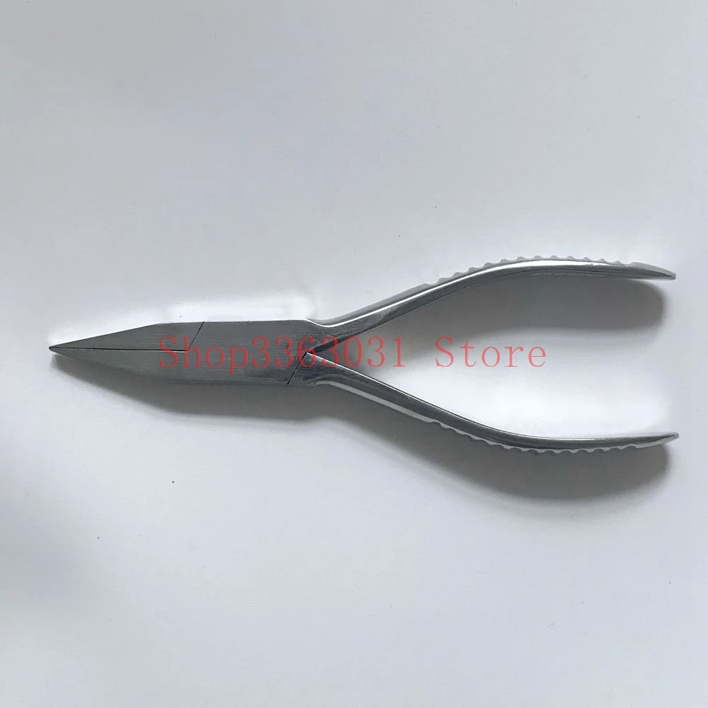 876F
