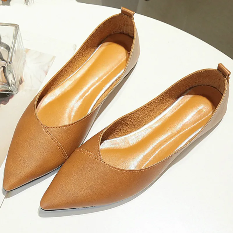 

2019 Spring black soft leather shoes women larger sizes 40 ballet flats pointed toe shallow mouth slip-on ladies loafer n600