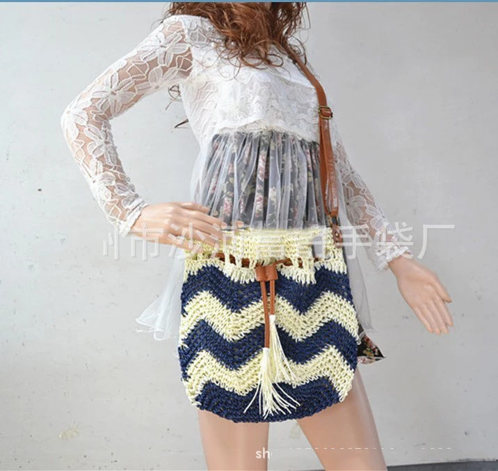 

33X29CM tail-on grass crochet flower soft paper straw bag lady worn one shoulder multi-function summer women bag A2297
