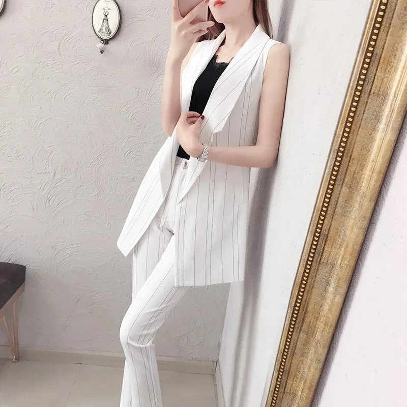 Suit female 2019 summer new women's two-piece Korean version of the sleeveless plaid suit jacket fashion slim nine pants