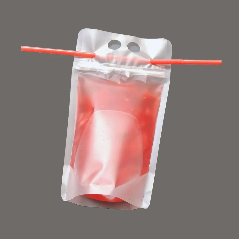 

100 Pcs, 450 ml New Design Plastic Drink Packaging Bag Pouch for Beverage Juice Milk Coffee, with Handle and Holes for Straw