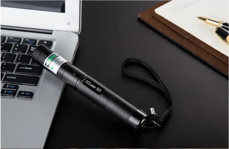 

Most Powerful Military Green Laser Pointer 100W 100000M 532nm teaching Flashlight Lazer Burning Match,Burn Cigarettes Hunting