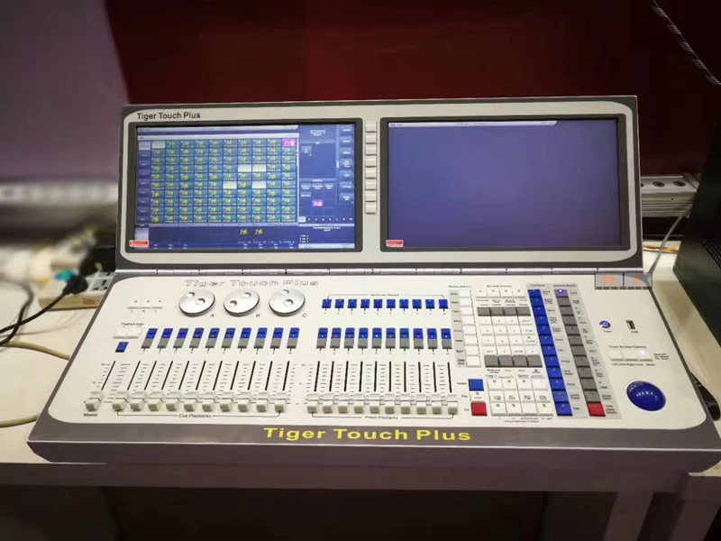 Световой пульт tiger touch 2. Flightcase per avolites tiger touch ii. Avolites tiger touch. Световой пульт tiger touch 2. Световой пульт tiger touch 2.