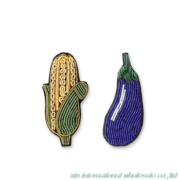 

Corn and eggplant gay pride Upscale fashion chapas Clothes hat bag badges for clothes Metal silk handmade embroidery gremio