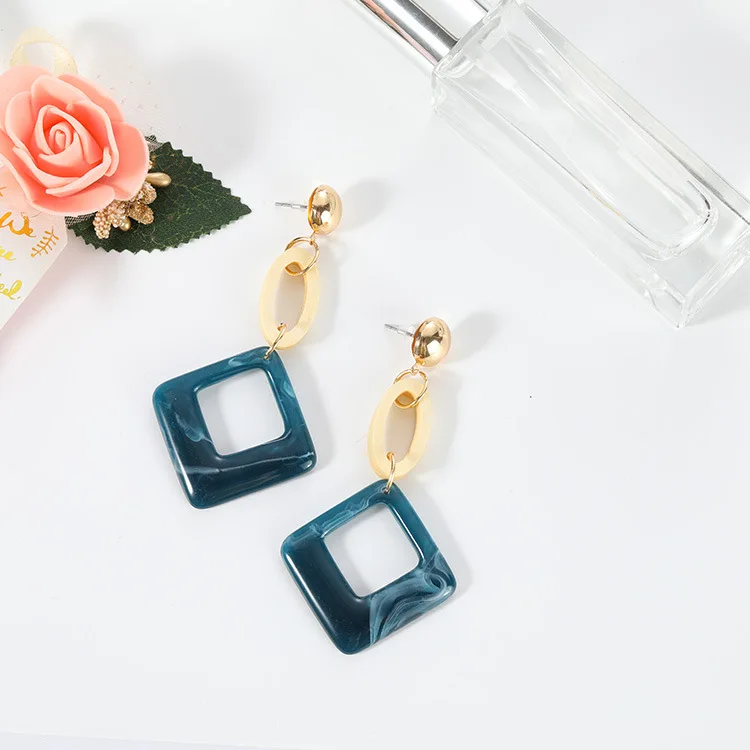 

New style of retro-style temperament exaggerated fashion trend geometry Baitie for the women Earrings lady's Eardrops