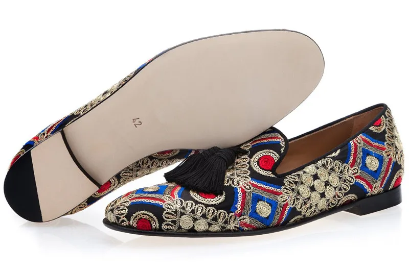 SUPERGLAMOUROUS_LOUIS_DARU_BLACK_SLIPPERS_2