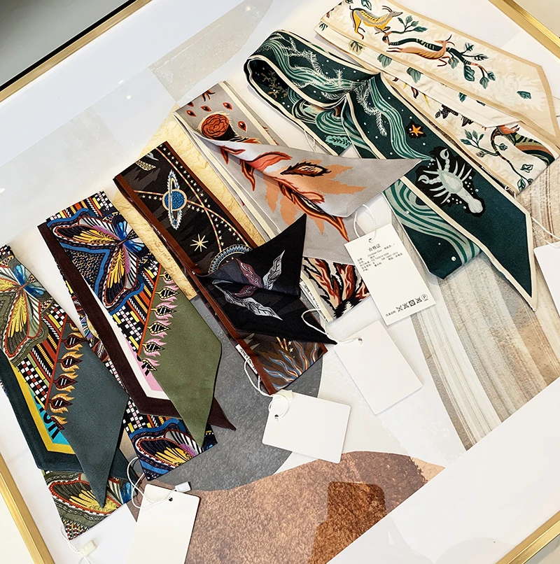 

Luxury New 100%silk Scarf Women Silk Scarf Bag Skinny Scarf 2019 printing Design Wrist Towel Fashion Head Band Small Tie