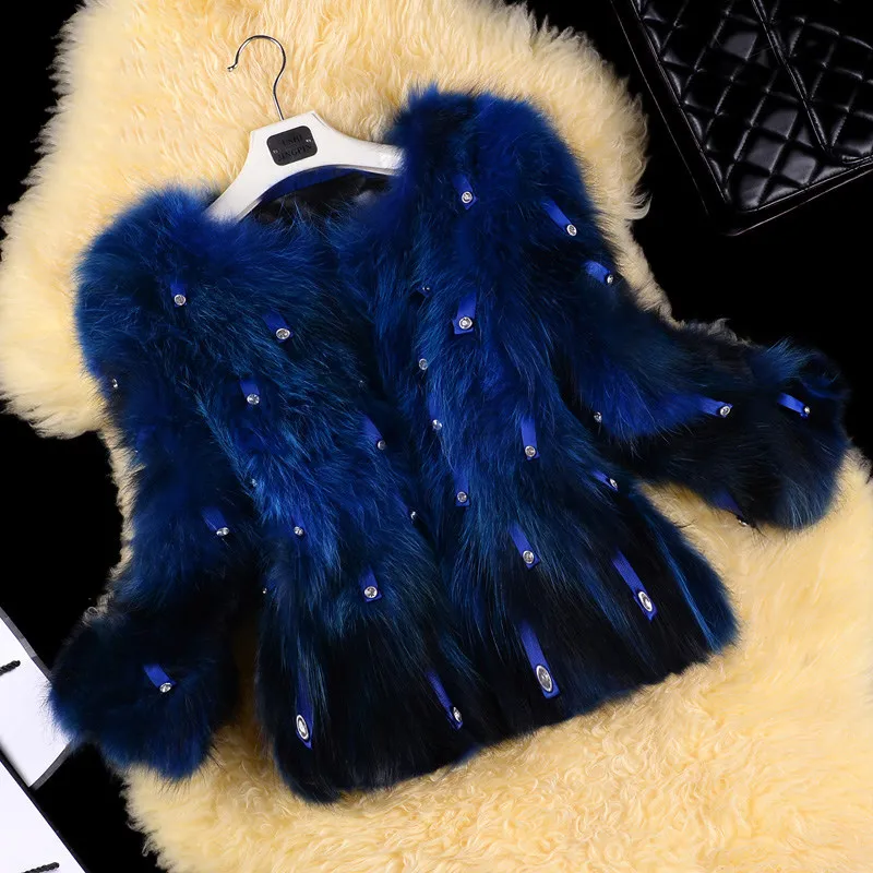 Clear Stone Real Raccoon Dog Fur Coats Outerwear Women Fashion Elegant O neck 3/4 Sleeve Real Fur Jackets 2019 Autumn Winter Clear Stone Real Raccoon Dog Fur Coats Outerwear Women Fashion Elegant O neck 3/4 Sleeve Real Fur Jackets 2019 Autumn Winter