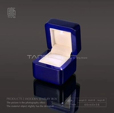 

Top Quanlity Marriage Proposal Gift Box With Light Blue Piano Lacquer Wood Box Romantic Packing Box 143 Size 6*6*58 cm A020