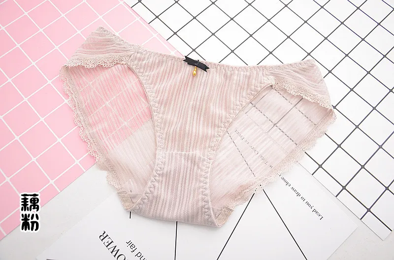 4004420752_541603624