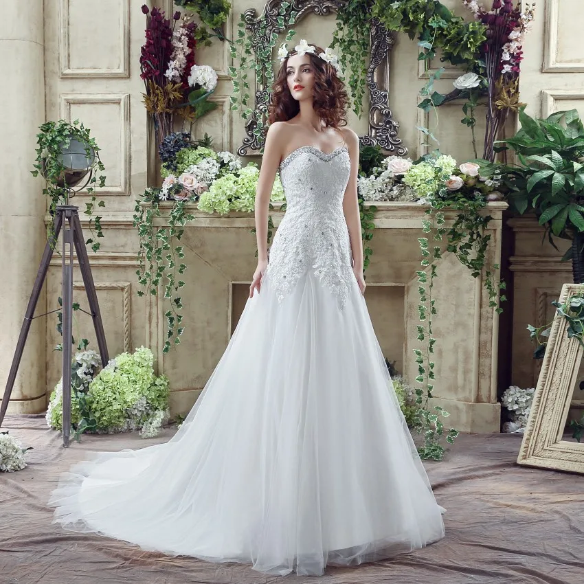

Boho Wedding Dresses Plus Size Sweetheart Appliques Beading Crystal A-Line Princess Lace Up Back Bride Dress Wedding Gown
