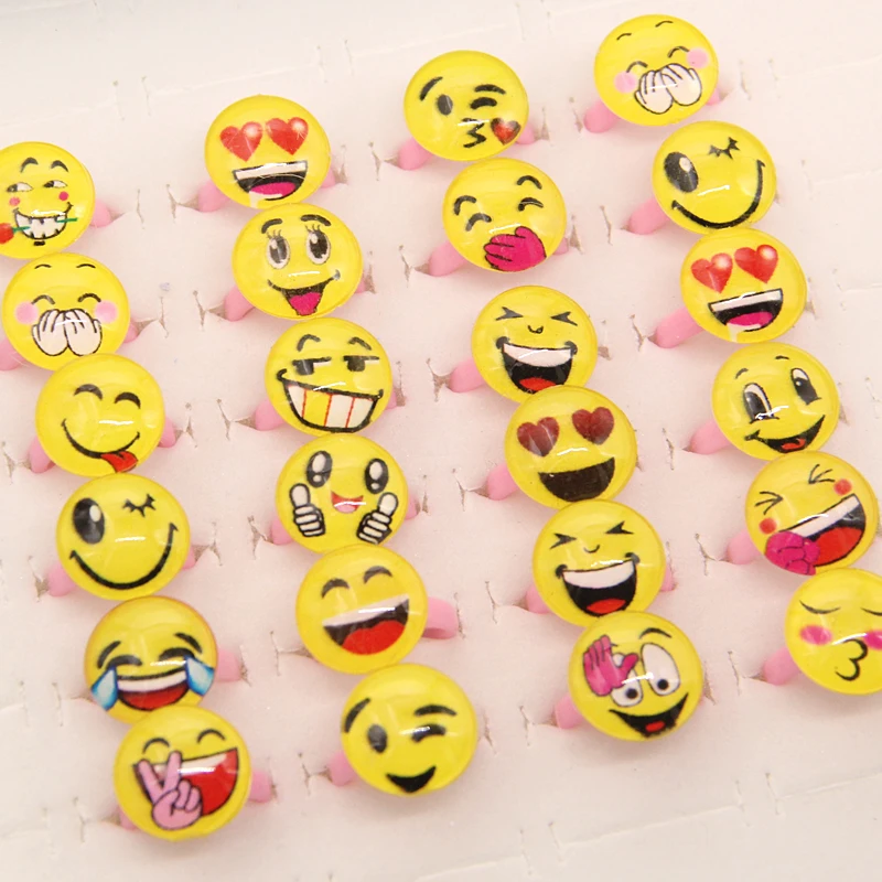 

20Pcs Lovely Mix Resin Cartoon Girls Princess Rabbit Colorful Children Kids Rings Wholesale Jewelry Lots Gifts