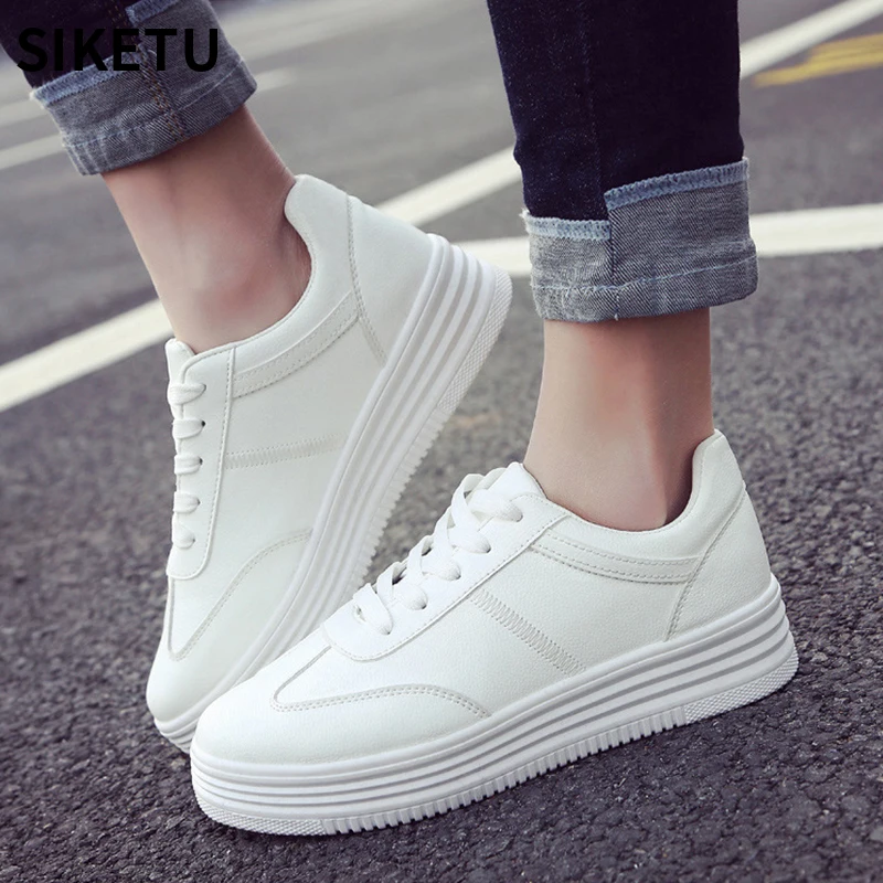 New Designer Women White Shoes Female Platform Sneakers Women Tenis Feminino Casual Female Shoes Woman Leisure Flat shoes