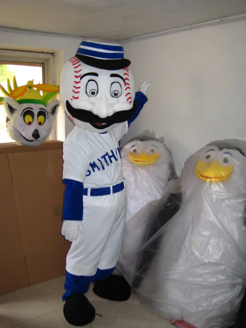 mr met costume