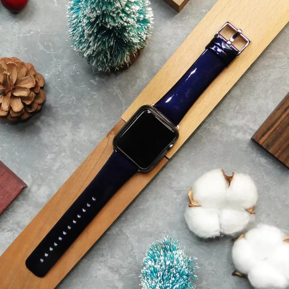 URVOI ремешок для apple watch series 54 3 2 1 кожаный iwatch пояс роскошный металлический рисунок