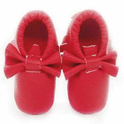 Обувь для новорожденных, которые делают первые шаги; для мальчиков и девочек; мягкие туфли, детские мокасины кожаная бахрома PU детская Новогодняя обувь для колыбельки