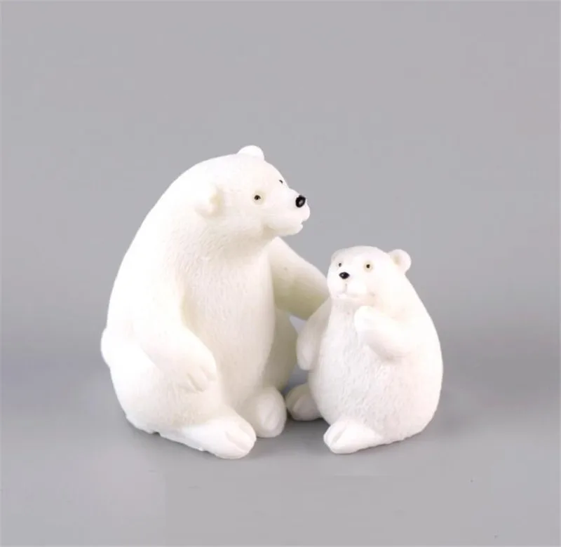 

2pcs/lot Micro Landscape Cute Bear Keychain Accessories Doll Resin DIY Crafts Car Cake Decoration Home Garden Decoration