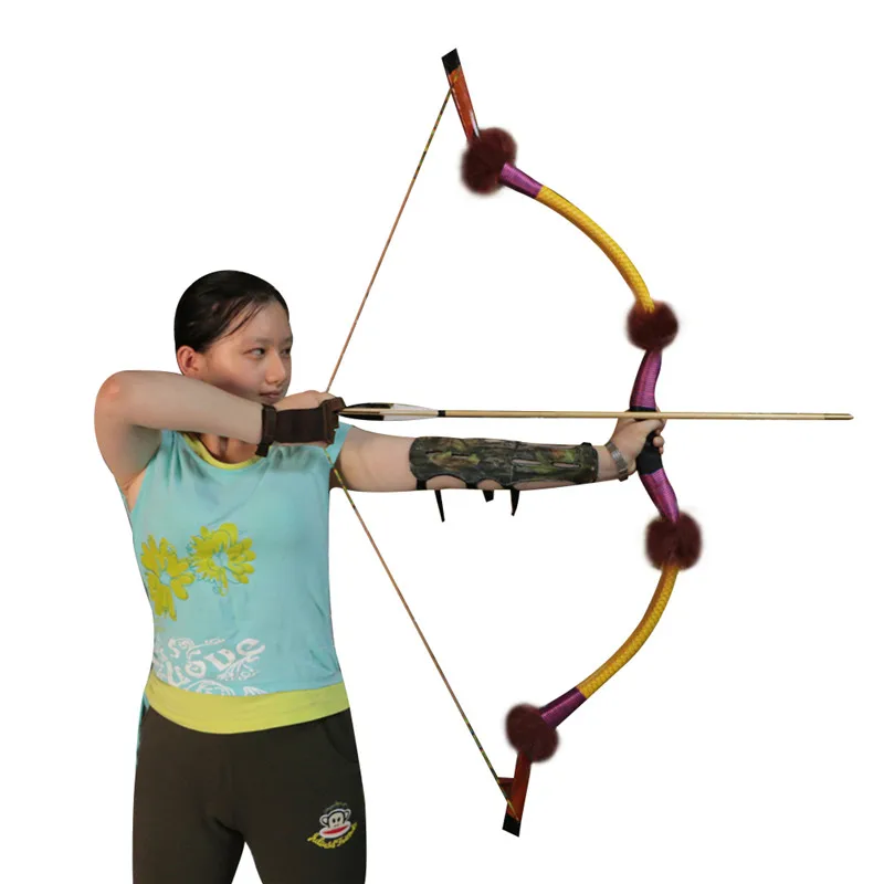 

Quality 144cm Archery Traditional Wooden Bow Hunting Longbow Shooting Target for Archery Games or Hunting Shooting Training