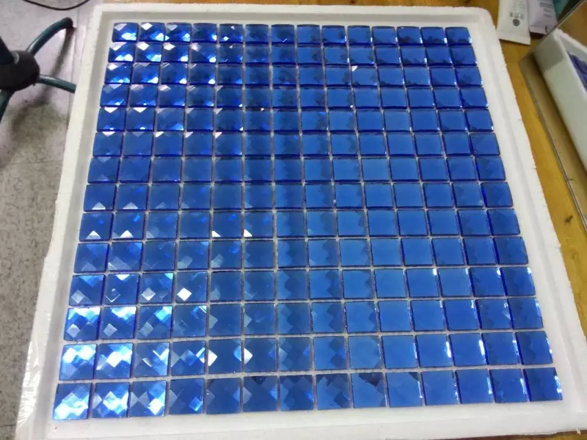 blue crystal mirror 13