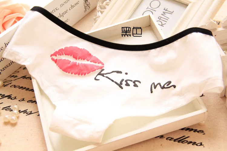 Charming Sexy Red Lips Women Briefs Comfortable Ladies Underwear Cotton Panties Tanga Low Waist Triangle for Female 16