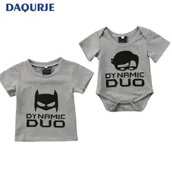 Братья-близнецы одежда Бэтмен Дети футболка и Робин Детские ползунки модные хлопковые рубашки мультфильм футболка одежда для мальчиков