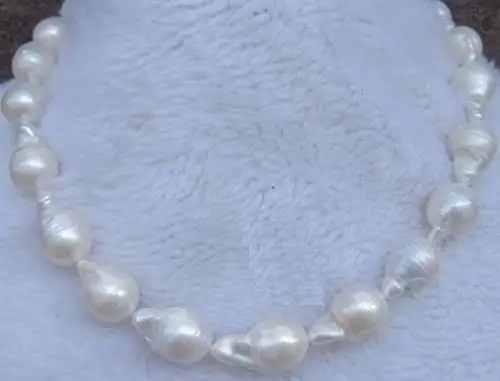 

FREE SHIPPING>>@@@ Hot sale new Style >>>>>elegant pretty white baroque FW pearl necklace 18
