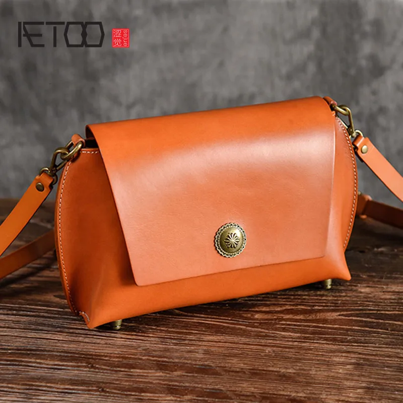 

AETOO New women's shoulder bag vegetable tanned leather handbag leather retro fashion first layer leather Messenger bag hard