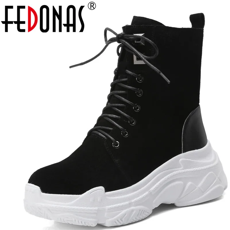 

FEDONAS 1Fashion Women Ankle Boots Autumn Winter Warm Round Toe Platforms Flats Cross-tied Cow Suede Casual Quality Sneakers