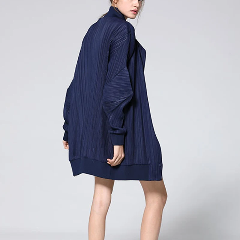 Printemps Nouvelles Taille Manteaux Design Marée Royal Base Lâche bleu Plissée Manteau Miyak Changpleat De Fermeture Grande Veste Mode Femmes Éclair 2019 Noir Solide 56q0wng