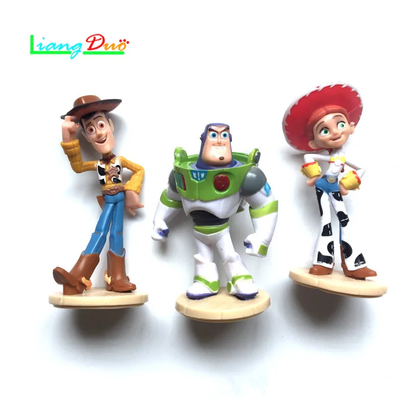 Three Toy Story plastic hand-made 9cm Buzz Lightyear Trish Hoodie dolls with a pedestal setting and small gift dolls Toy Story