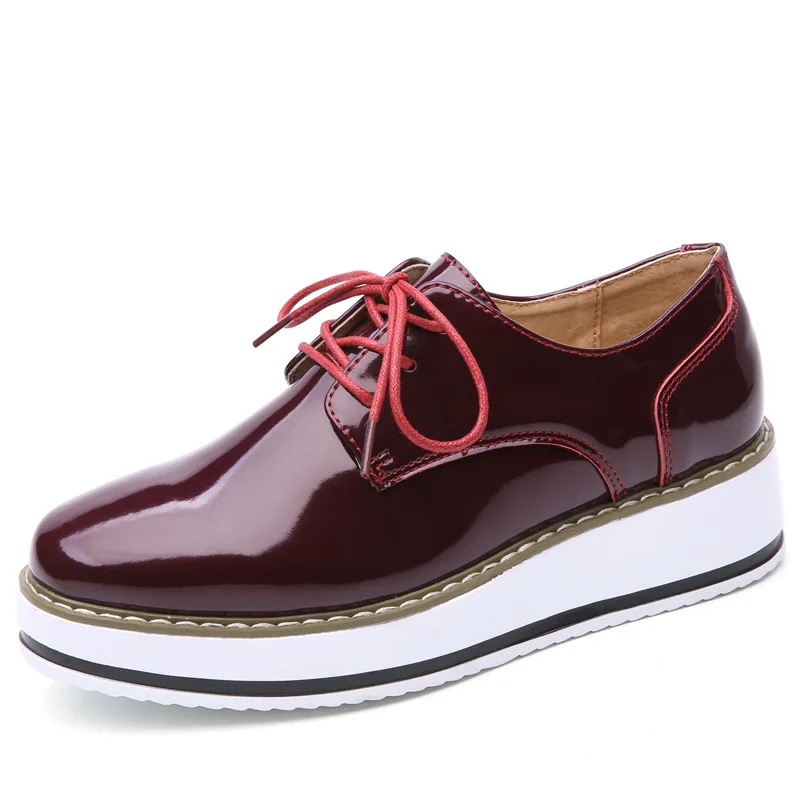 2017 Ladies Brogue Shoes Lace-Up Flat Platform Oxfords Shoes Woman Casual PU Patent Leather Creepers Spring Fashion Women Flats (12)
