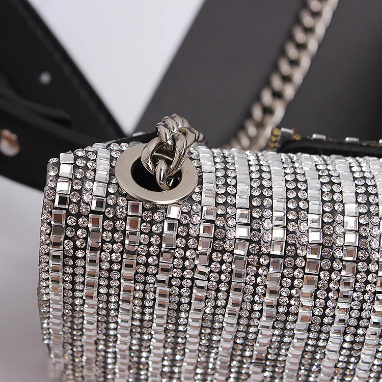 Luxury Designer Fanny Pack Rhinestone Women Waist Bag Money Phone Pouch Fashion Lady Belt Bag Purses Chain Shoulder Bag