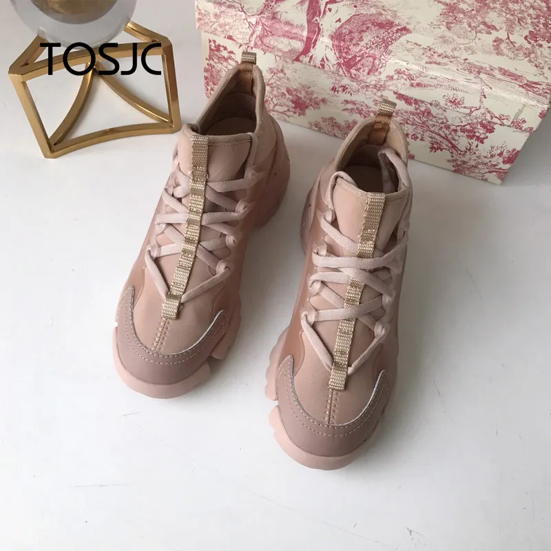 

New Fashion Show Fashion Tie-up Lady Daddy Shoes with Thick Bottom