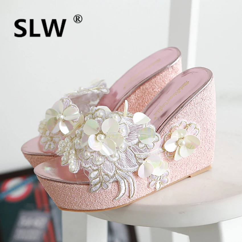 

On A Wedge Slippers Heels Shoes 2019 New Women Slides Lace Big Size Flower High T Sliders Flat Soft Summer Floral PU