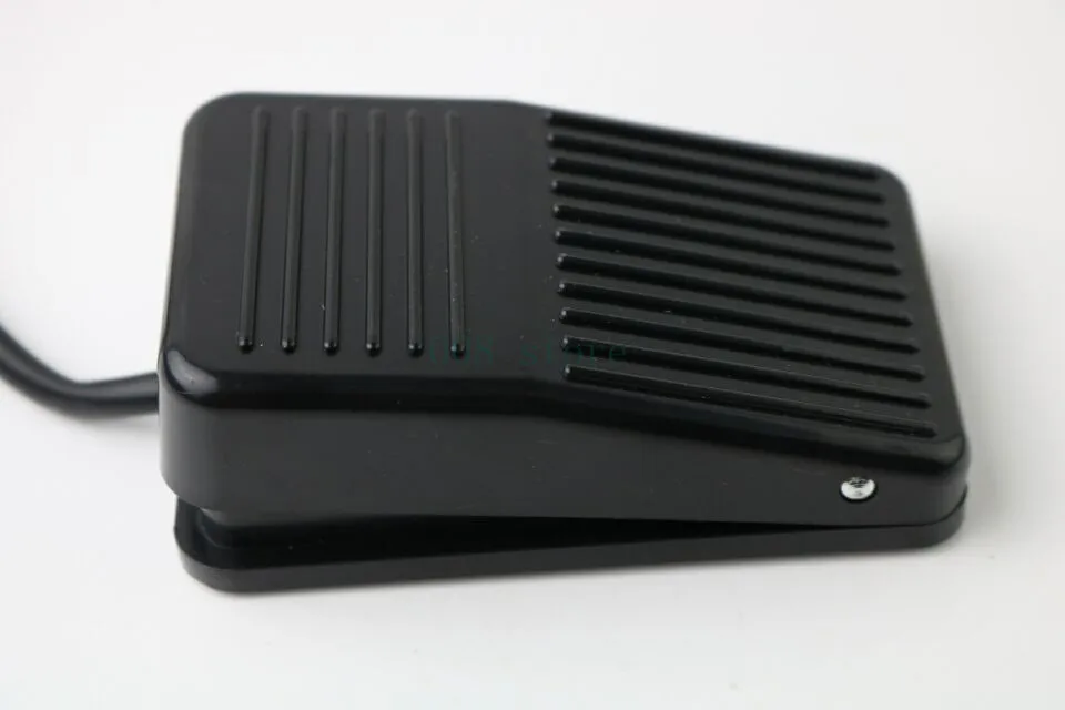 

Promotion! Black Foot Pedal Switch AC 250V 10A SPDT NO NC Antislip Plastic Momentary Power