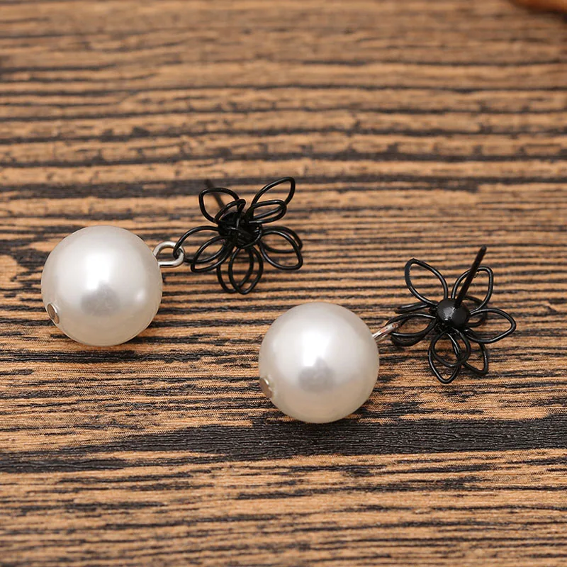 TDQUEEN Dangle Pearl Earrings Silver Plated Metal Geometric Black Flower Big Dangle Pearl Red and White Statement Earrings 2018 (4)