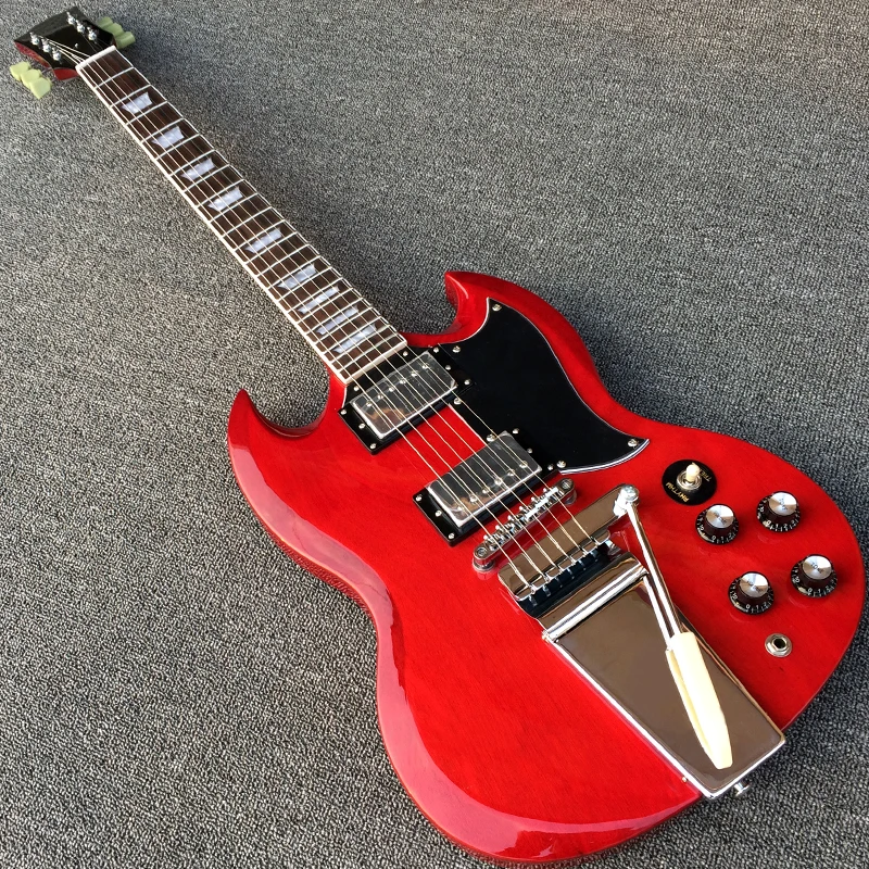 High Quality Electric Guitar with Long Verson Maestro Vibrola, Trans