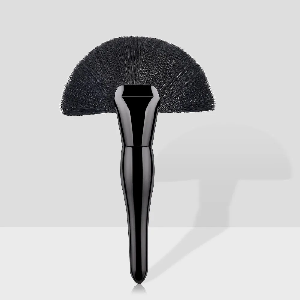 

1Pc Soft Makeup Large Fan Brush Foundation Blush Powder Highlighter Brush Powder Dust cleaning brushes Cosmetic Tool Nature Hair