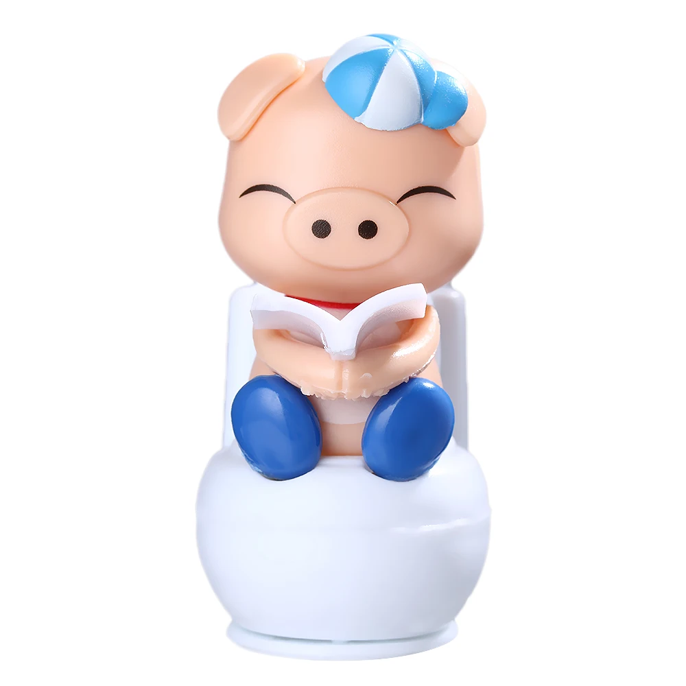 

2019 New Cute Solar Power Piggy Sitting On Toilet Flip Flap Home Car Ornament Office Decor Funny Gift Geat for Kids Novelty Toy