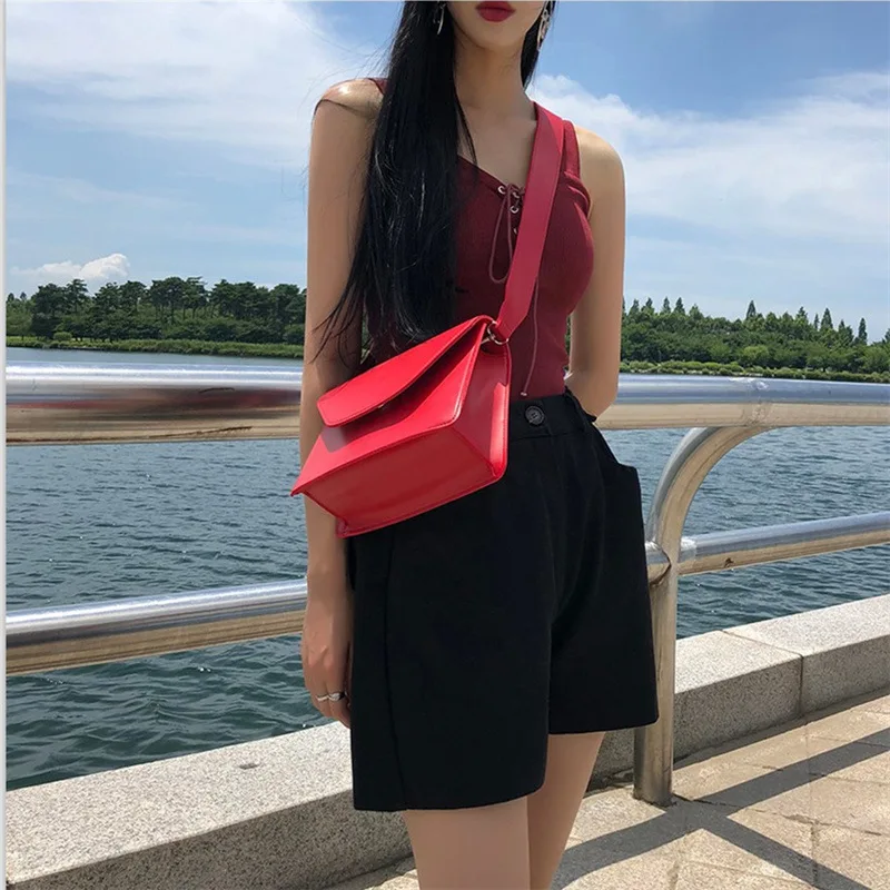 Корейские летние новые простые однотонные повседневные сумки на плечо из искусственной кожи, модная маленькая квадратная сумка, сумки-мессенджеры