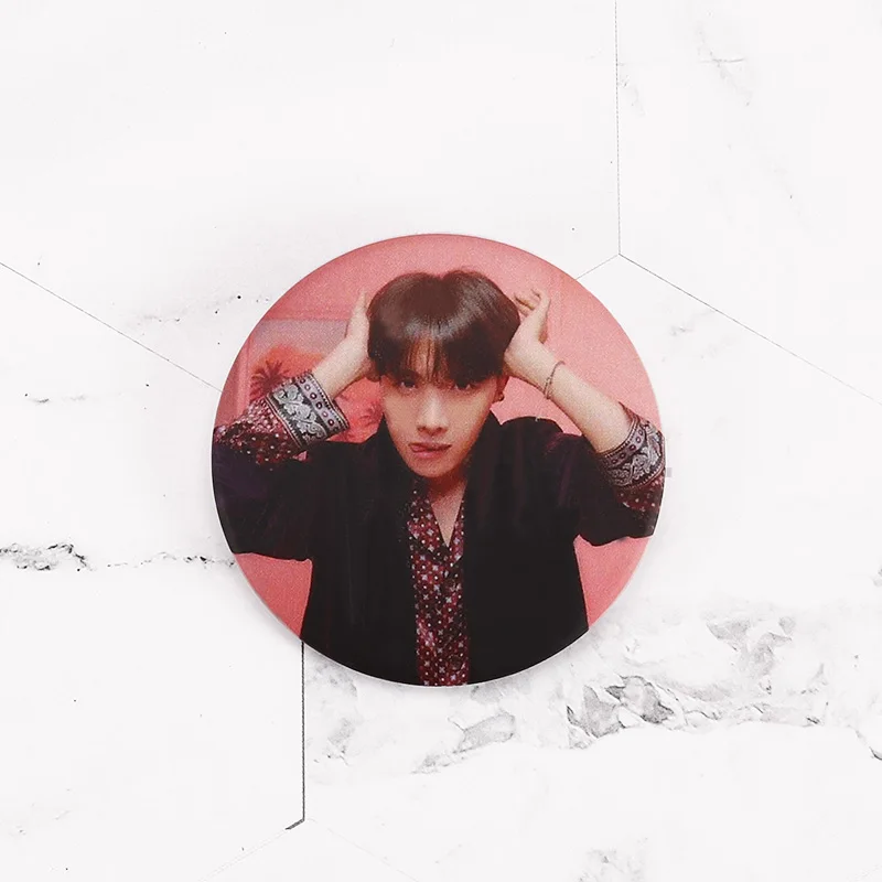 Year-End Clearances Kpop Bangtan Boys Pin Album Brooch Badge Accessories For Clothes Hat Backpack Decoration - Окраска металла: 15