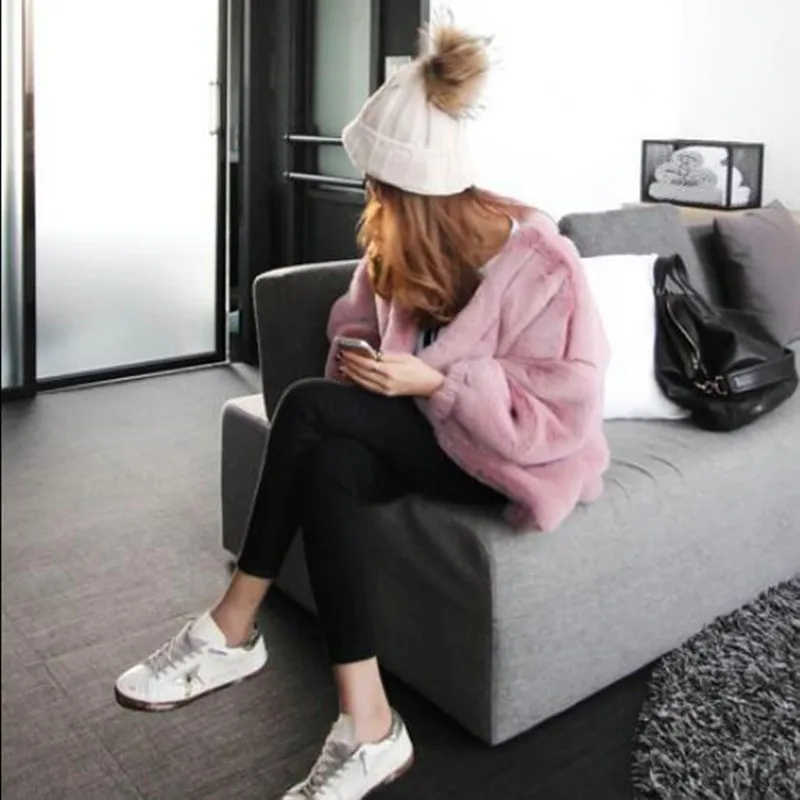 

Boyfriend V neck Hairy Shaggy Faux Fur Jackets 2017 Women Raglan Lantern Sleeve Loose Faux Fur Coat Outerwear Dark Pink