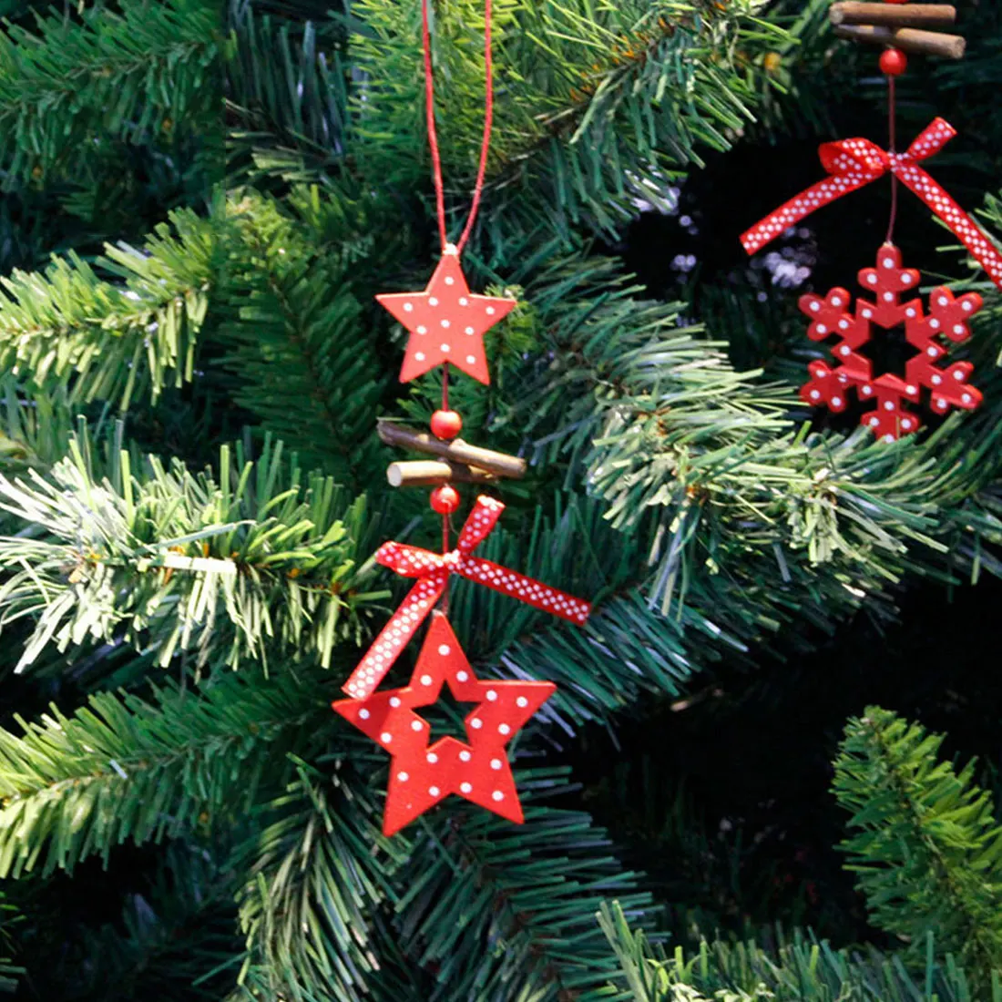 

Marry Christmas Tree Pendant Decorations 8 Shapes Red Primary Wooden Christmas Tree Hanging Ornaments Xmas Decorations for Home