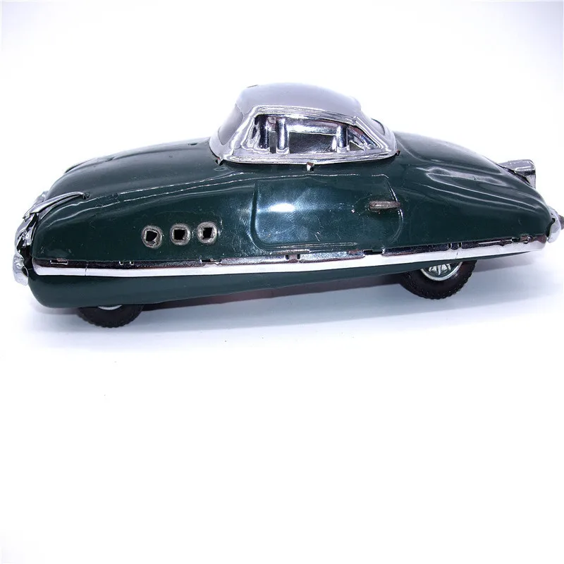

[New] Adult Collection Retro Wind up toy Metal Tin Old Vintage sports car Mechanical Clockwork toy figures model kids gift