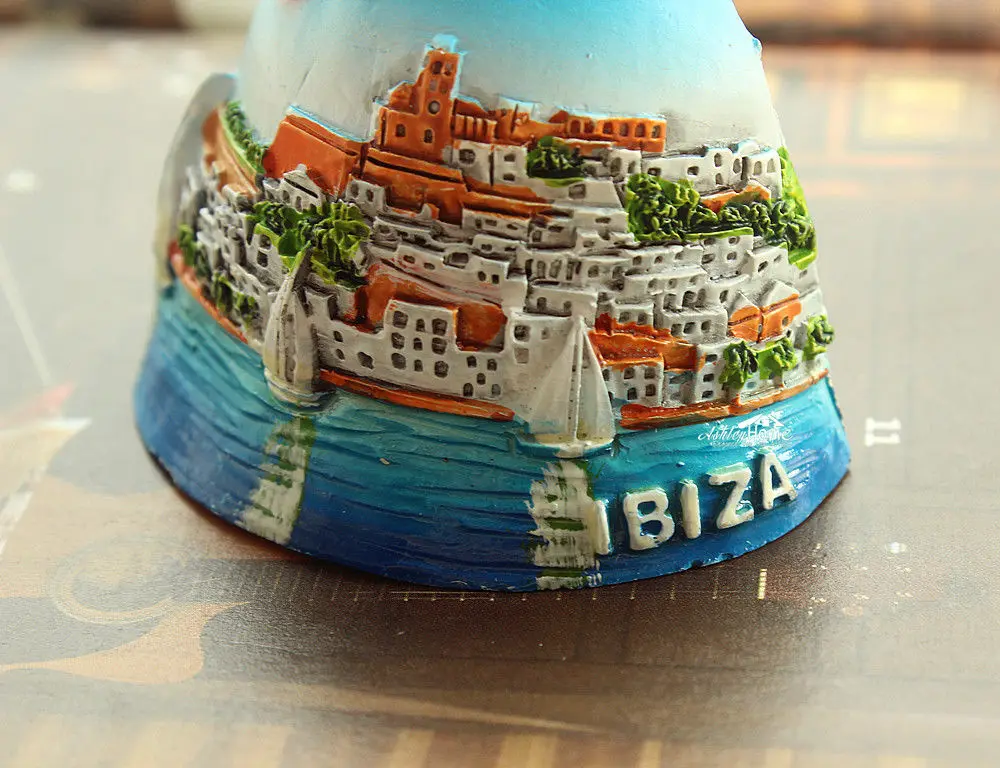 Туристический сувенир IBIZA Испания в форме колокольчика 3D магнит на холодильник