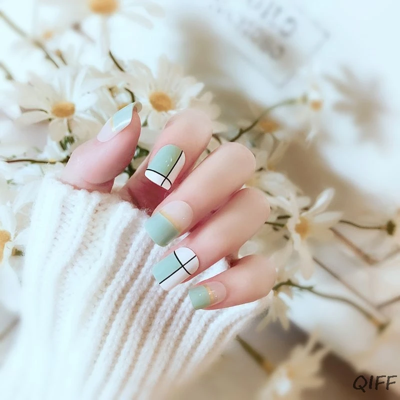 

24pcs/set Acrylic Fake Fingernails Ins Rendering False Nails Simple Women Full Nail Tips Patch Short Nail Sticker