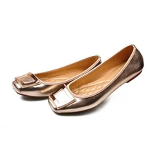 Г. весенняя женская обувь повседневная обувь на плоской подошве женские лоферы из кожи с металлическим украшением, с квадратным носком, элегантные, большие размеры 35-41