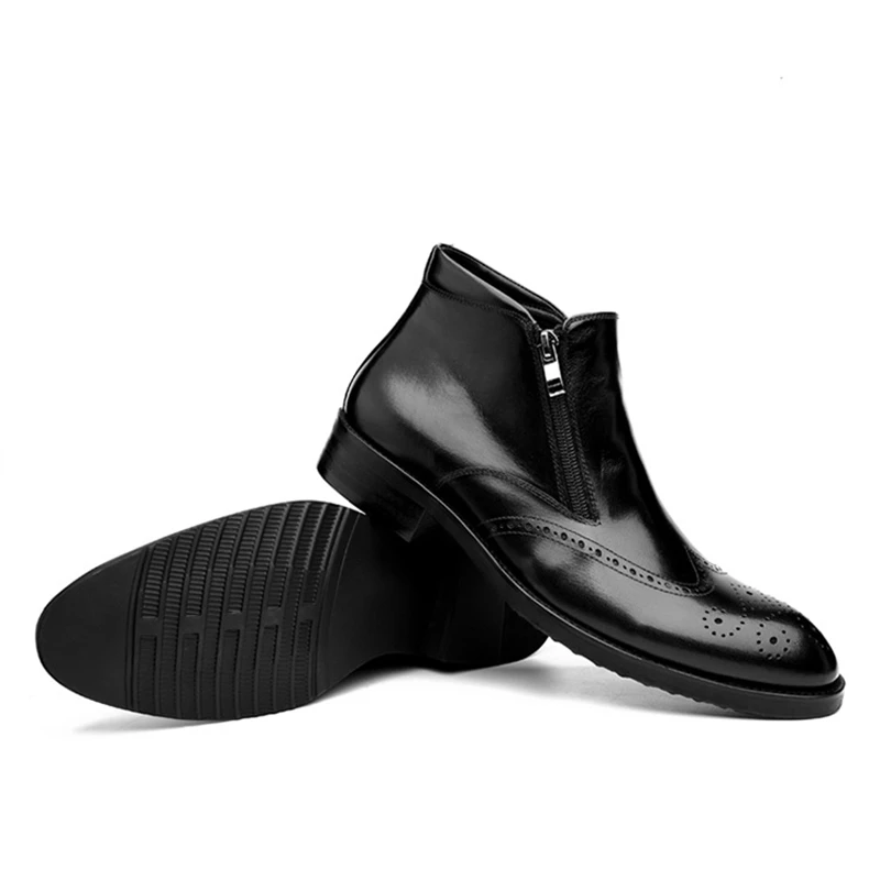 

Spring 2019 new leather men's shoes pointed men's business wild men's shoes fashion casual high-top shoes men's shoes