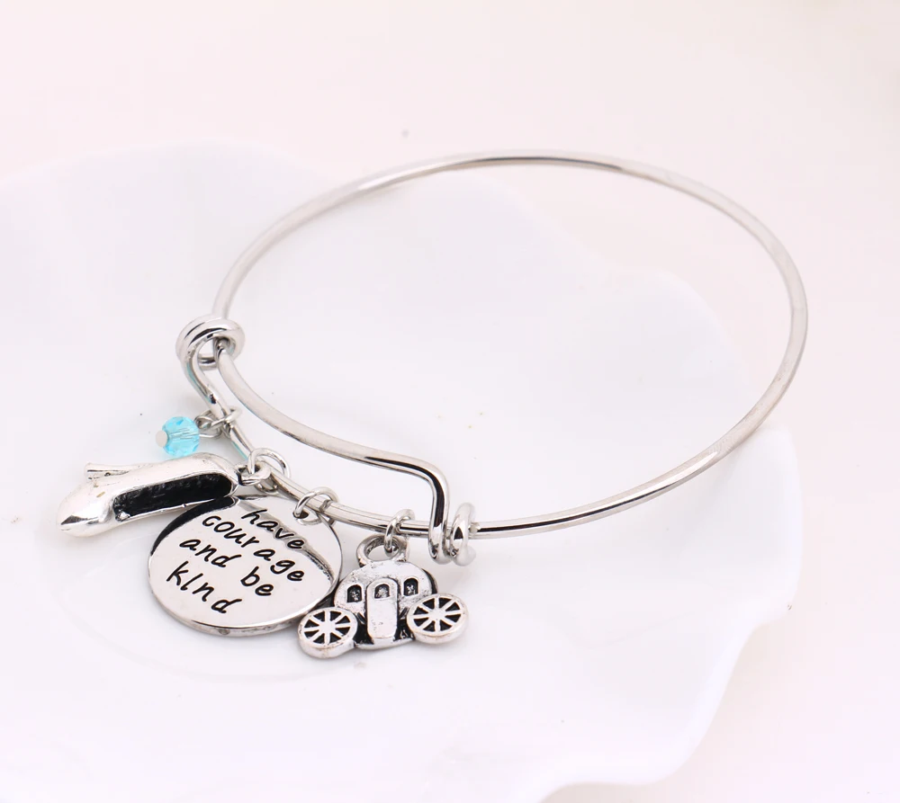 

Cinderella Bangle"have Courage and be Kind"Pendant Glass Slipper Cinderalla Carriage Charms Bracelets Crystals Jewelry Wholesale